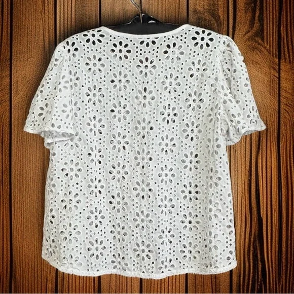LANE BRYANT EYELET LACE BLOUSE SIZE 14 - Picture 2 of 8